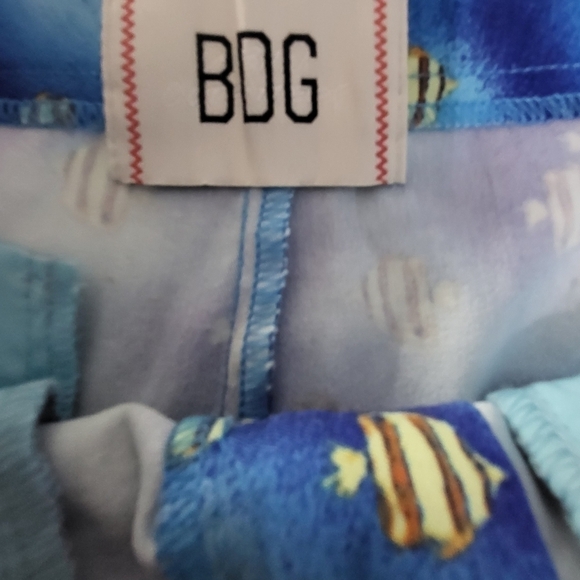 Urban Outfitters Fish Swim Shorts Size 2 - Picture 5 of 11